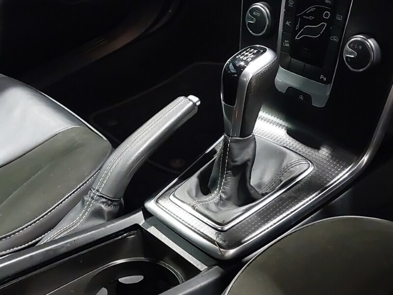 Used Volvo V40 2017 for sale - 77815781: Photo 17