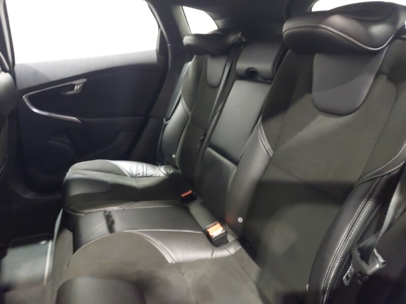 Used Volvo V40 2017 for sale - 77815781: Photo 6