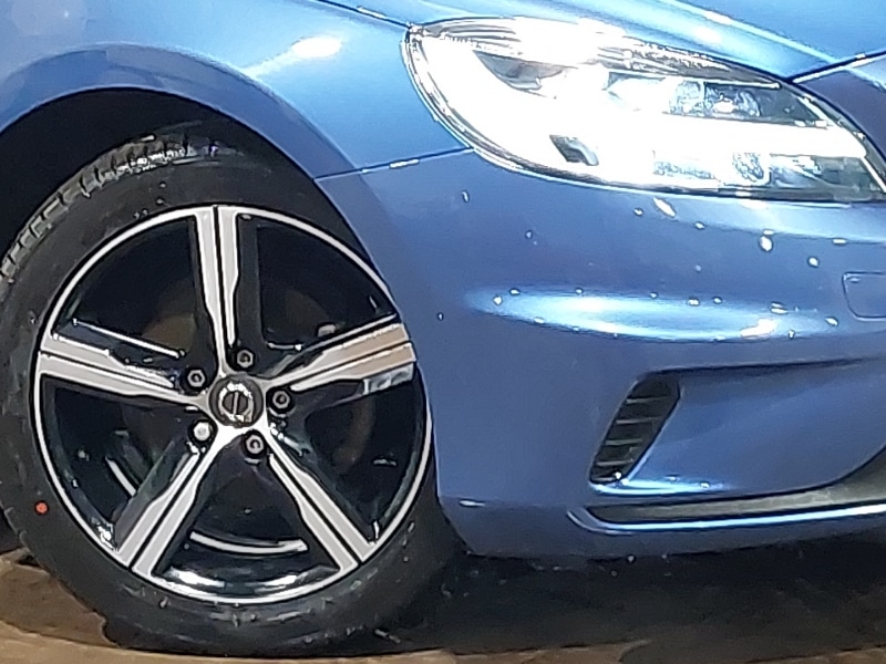 Used Volvo V40 2017 for sale - 77815781: Photo 9