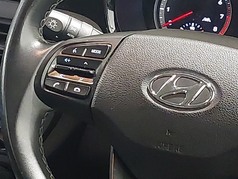 Used Hyundai i10 2023 for sale - 76639524: Photo 11