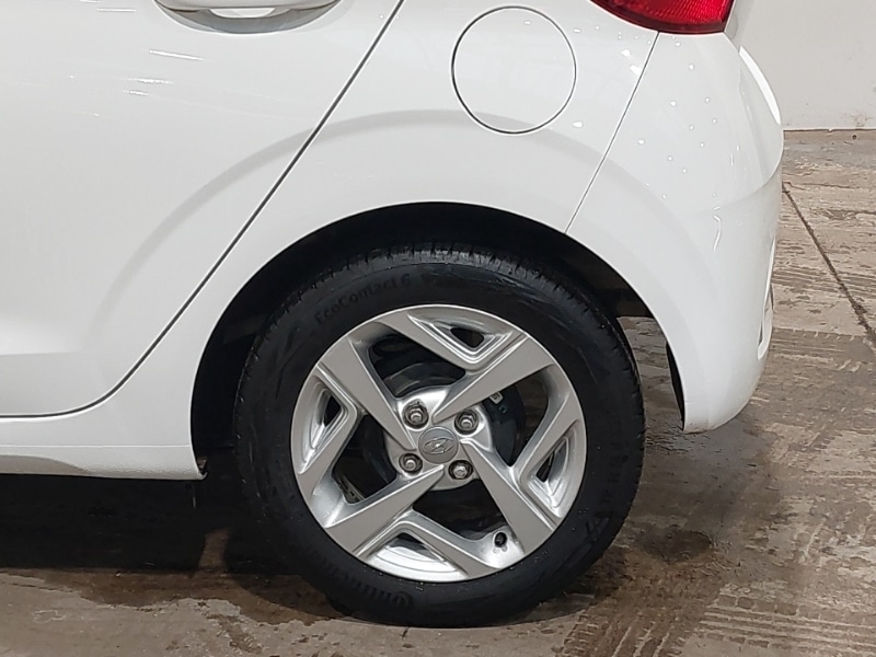 Used Hyundai i10 2023 for sale - 76639524: Photo 14