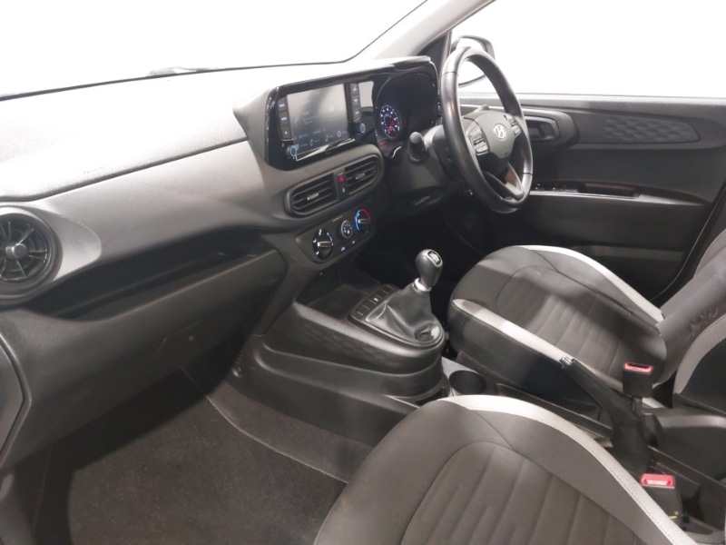 Used Hyundai i10 2023 for sale - 76639524: Photo 5