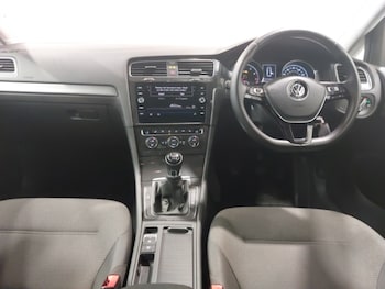 Used Volkswagen Golf 2020 for sale - 75595120: Photo
