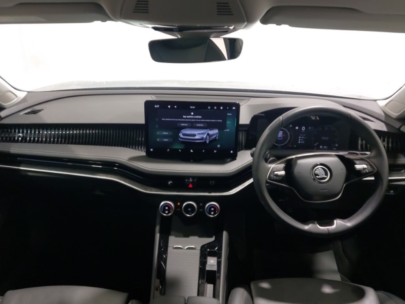 Used Skoda Superb 2024 for sale - 77656778: Photo 2