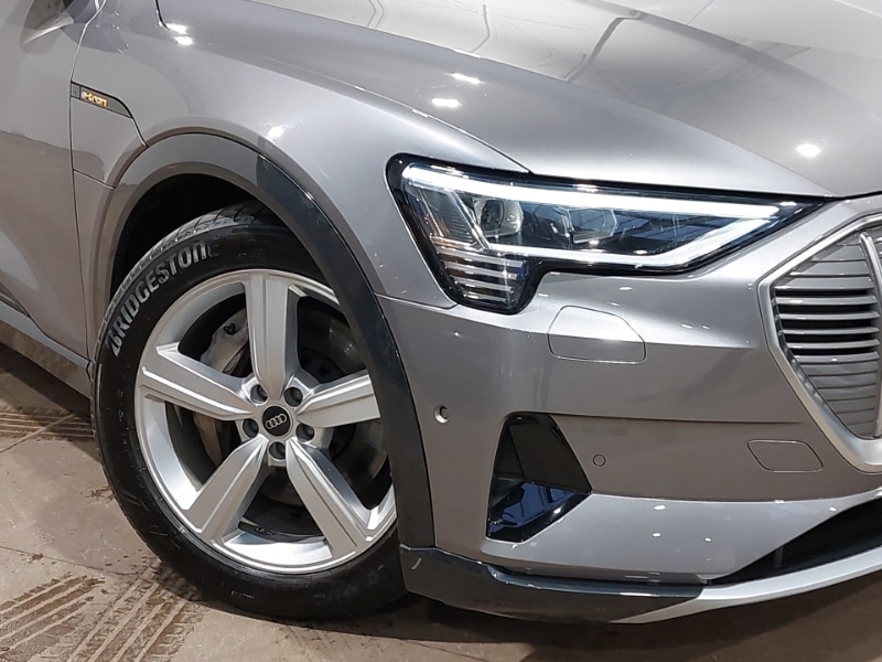 Used Audi e-tron 2021 for sale - 77585067: Photo 9