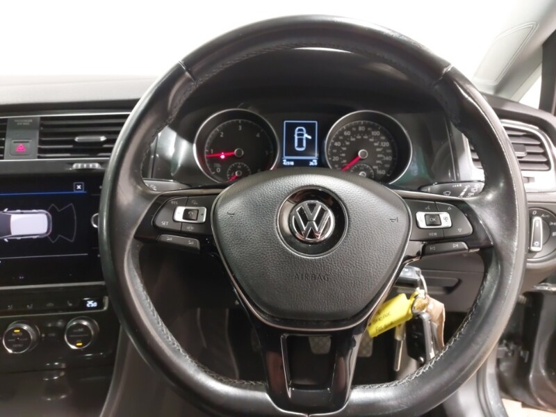 Used Volkswagen Golf 2020 for sale - 77644623: Photo 11
