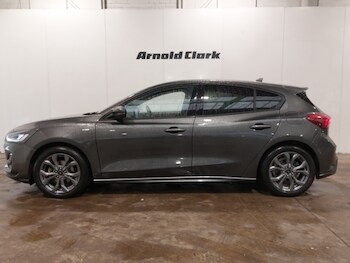 Used Ford Focus 2023 for sale - 78766409: Photo