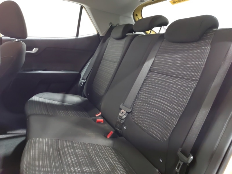 Used Kia Stonic 2022 for sale - 76579503: Photo 6