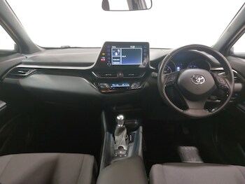 Used Toyota C-HR 2021 for sale - 78595251: Photo