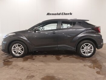 Used Toyota C-HR 2021 for sale - 78595251: Photo