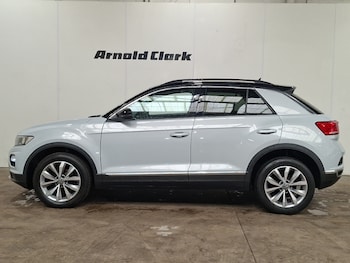 Used Volkswagen T-Roc 2021 for sale - 79382643: Photo