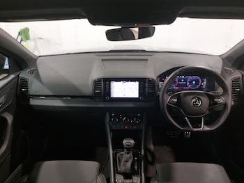 Used Skoda Karoq 2024 for sale - 76059148: Photo 2