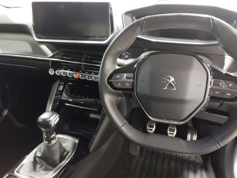 Used Peugeot 2008 2022 for sale - 76834180: Photo 11