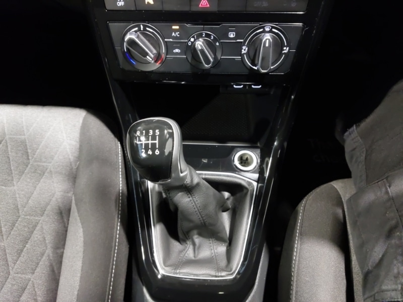 Used Volkswagen T-Cross 2024 for sale - 76970548: Photo 17