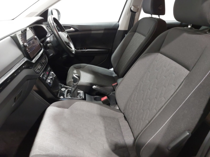 Used Volkswagen T-Cross 2024 for sale - 76970548: Photo 5