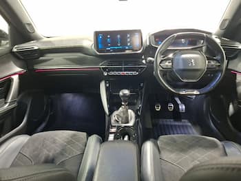 Used Peugeot 2008 2023 for sale - 79618596: Photo