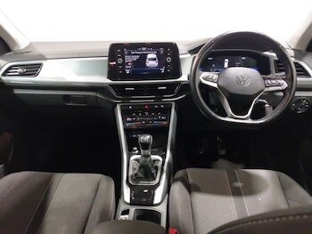 Used Volkswagen T-Roc 2022 for sale - 78013193: Photo