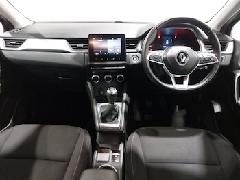 Used Renault Captur 2021 for sale - 77324953: Photo