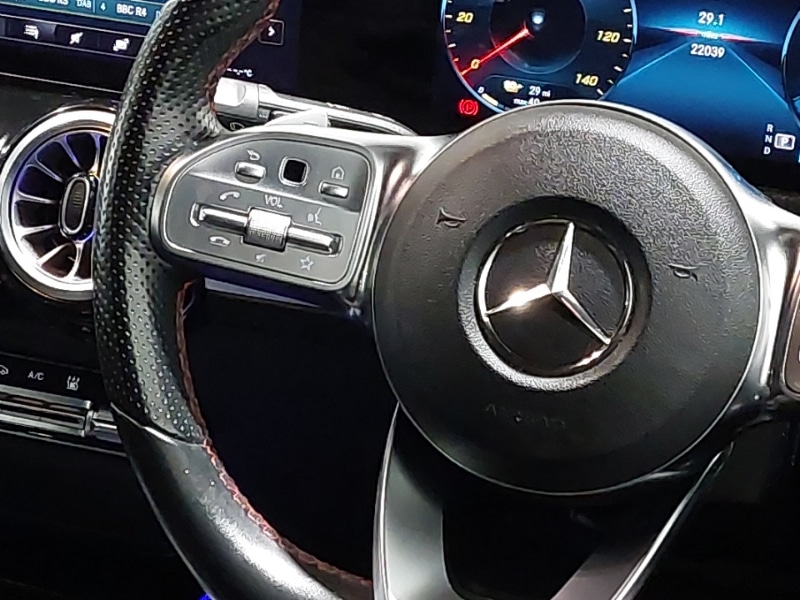 Used Mercedes-Benz EQB 2022 for sale - 77150125: Photo 10