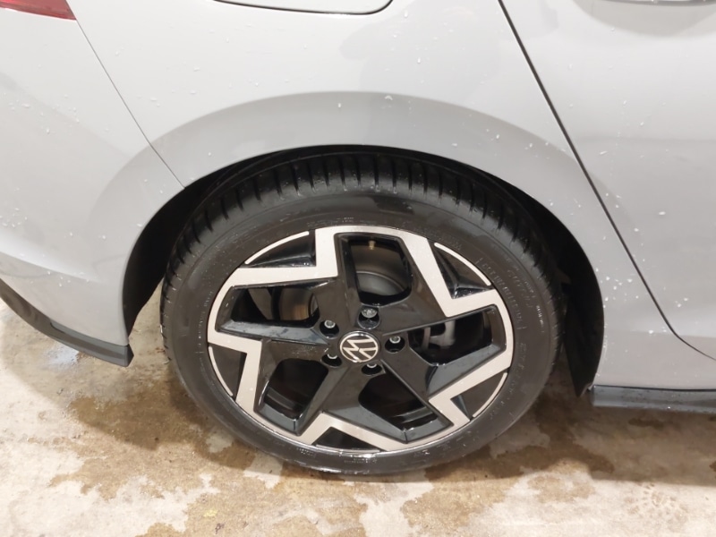 Used Volkswagen Golf 2024 for sale - 76264935: Photo 17