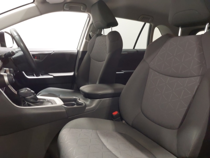 Used Toyota RAV4 2020 for sale - 77039279: Photo 5