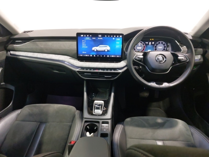 Used Skoda Octavia 2024 for sale - 78178820: Photo 2