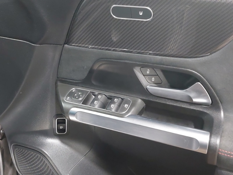 Used Mercedes-Benz GLB 2021 for sale - 76055168: Photo 17