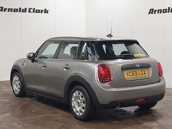 Used MINI One 2019 for sale - 78642437: Photo
