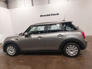 Used MINI One 2019 for sale - 78642437: Photo
