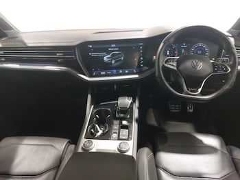 Used Volkswagen Touareg 2020 for sale - 76594058: Photo