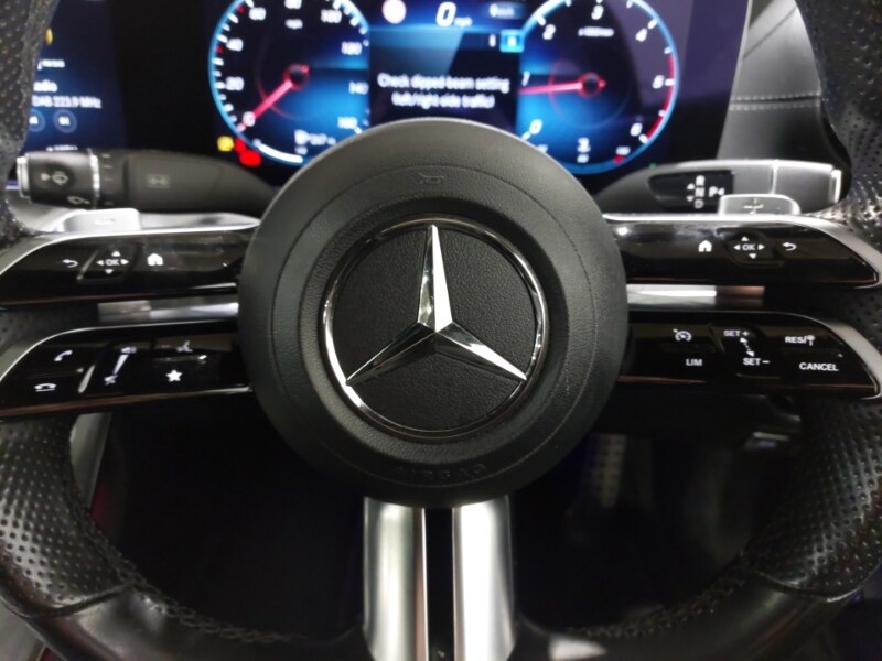 Used Mercedes-Benz E Class 2021 for sale - 77980938: Photo 11