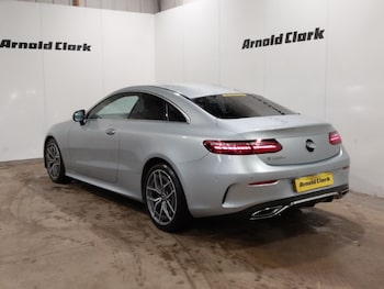 Used Mercedes-Benz E Class 2021 for sale - 77980938: Photo