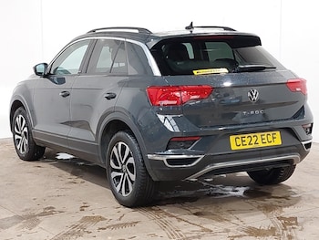Used Volkswagen T-Roc 2022 for sale - 77761485: Photo