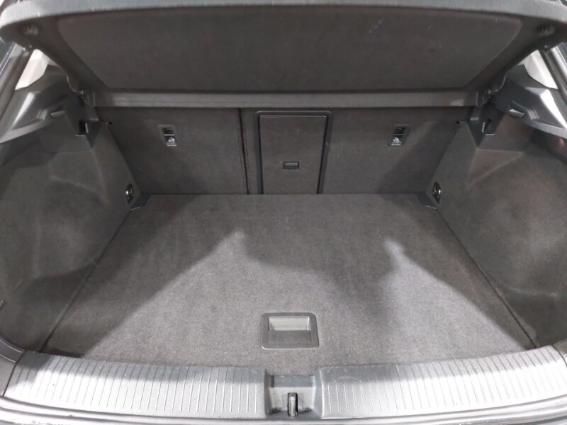 Used Volkswagen T-Roc 2022 for sale - 77761485: Photo 8