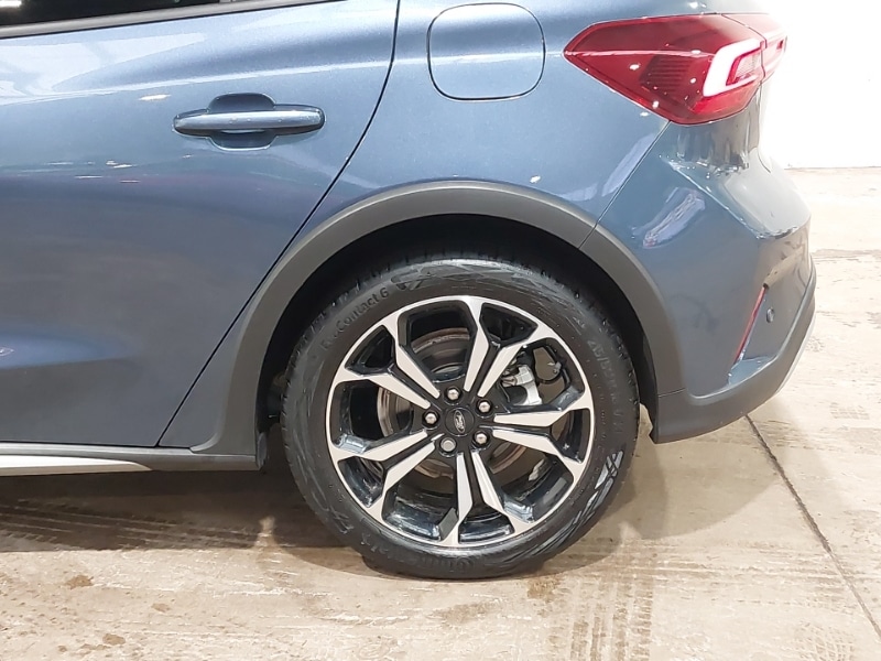 Used Ford Focus 2023 for sale - 77652370: Photo 14