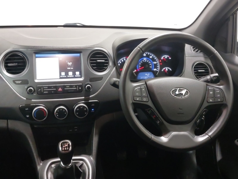 Used Hyundai i10 2018 for sale - 77357988: Photo 11