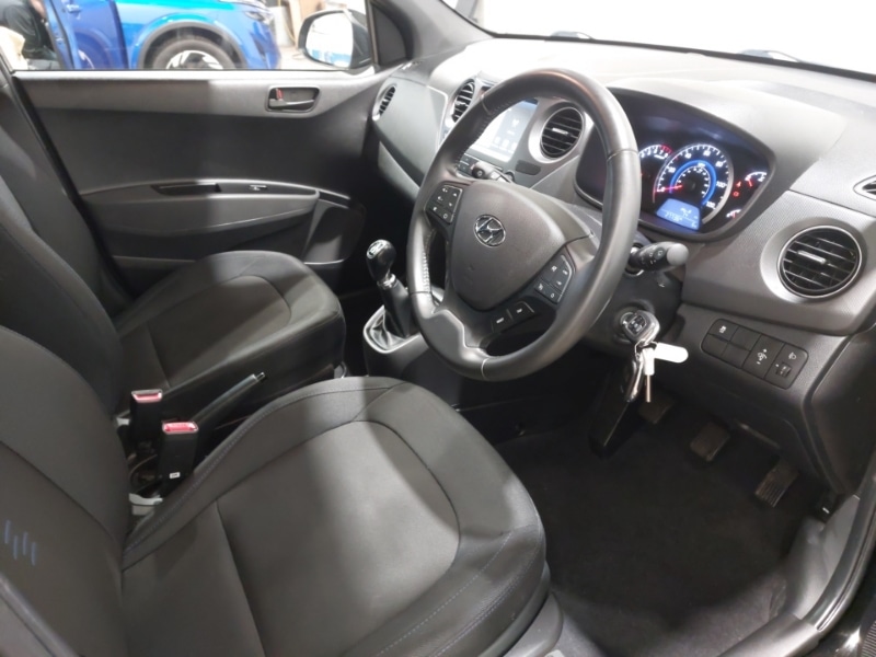 Used Hyundai i10 2018 for sale - 77357988: Photo 14