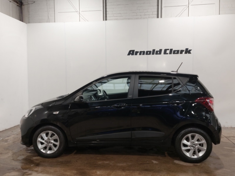 Used Hyundai i10 2018 for sale - 77357988: Photo 4