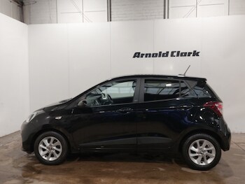 Used Hyundai i10 2018 for sale - 77357988: Photo