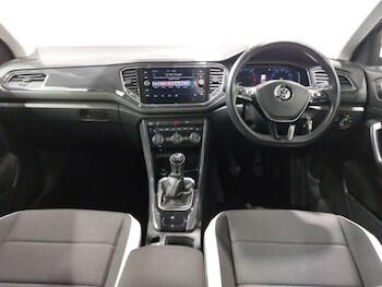 Used Volkswagen T-Roc 2019 for sale - 77956455: Photo