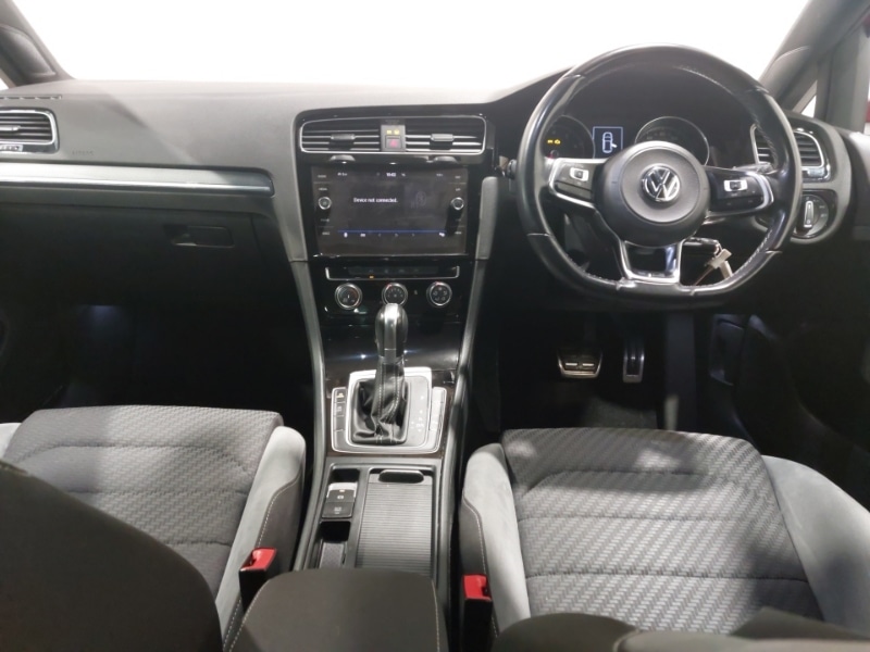 Used Volkswagen Golf 2019 for sale - 76987420: Photo 2