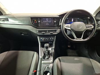Used Volkswagen Taigo 2024 for sale - 78910213: Photo