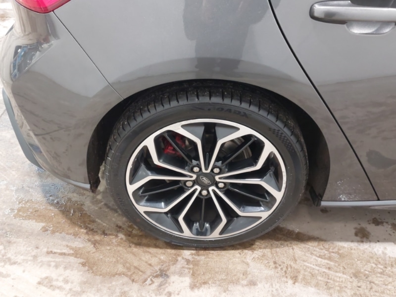 Used Ford Focus 2020 for sale - 76639533: Photo 17