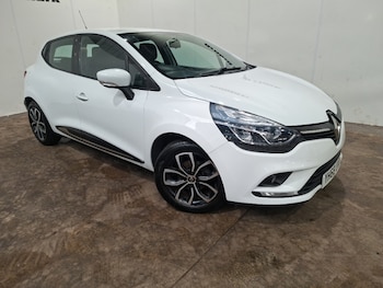 Used Renault Clio 2018 for sale - 79569708: Photo