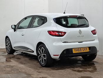 Used Renault Clio 2018 for sale - 79569708: Photo