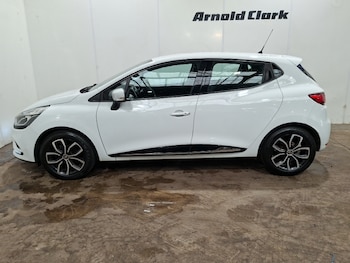 Used Renault Clio 2018 for sale - 79569708: Photo