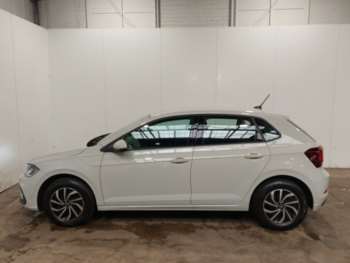 Used Volkswagen Polo 2024 for sale - 74771775: Photo