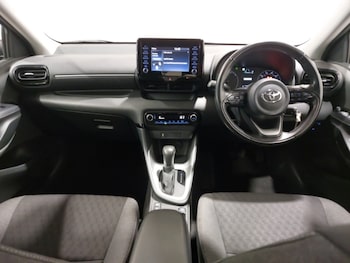 Used Toyota Yaris 2021 for sale - 78065802: Photo