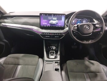 Used Skoda Octavia 2024 for sale - 77999917: Photo