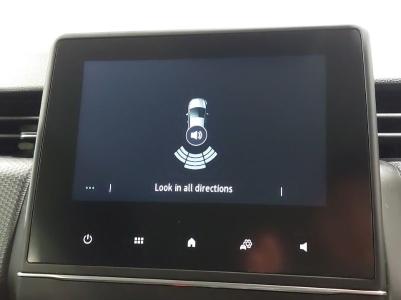 Used Renault Clio 2023 for sale - 77761404: Photo 17